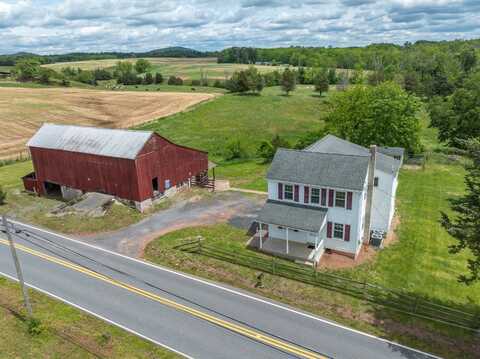 2507 Limekiln Rd, Douglassvile, PA 19518