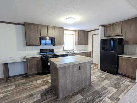 215 Colorado, Belleville, MI 48111