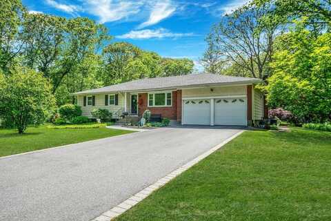 2 Old Orchard Lane, Ridge, NY 11961