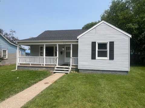 314 S Elm Street, Arthur, IL 61911