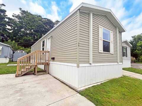 7055 Quarry Rd., Amherst, OH 44001