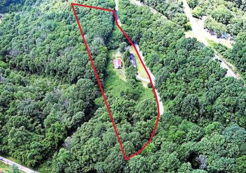 170 Coys Cove Ln, Gainesboro, TN 38562