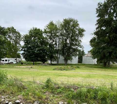 109 North, Hutsonville, IL 62433