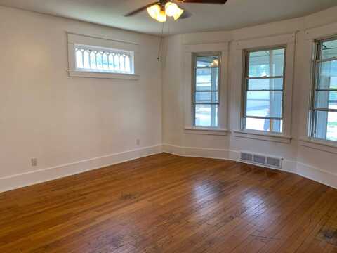 144 Vley Road, Schenectady, NY 12302