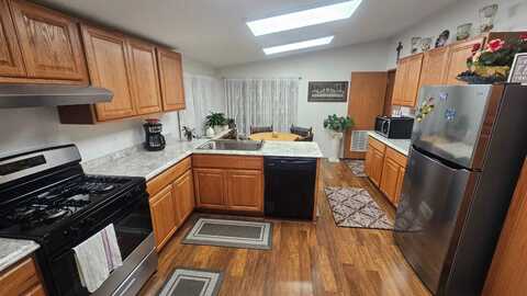 927 Tanner Landing, Monroe, MI 48161