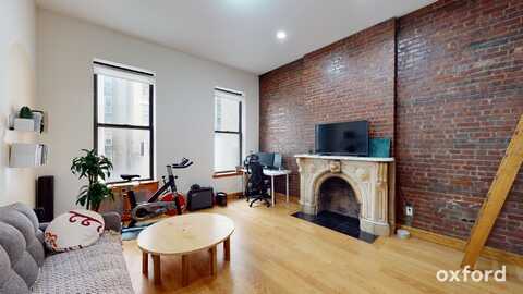 5 West 95th Street, New York, NY 10025
