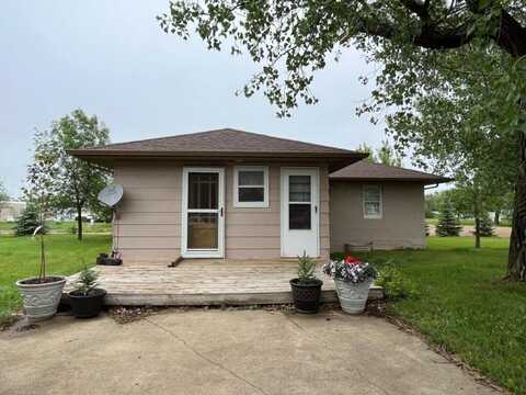 107 E Kansas Street, Isabel, SD 57633
