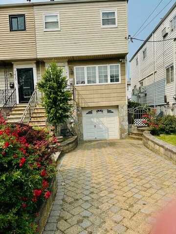 1418 E 104th, Brooklyn, NY, NY 11236