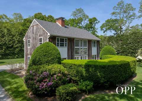 11 BOND LANE, BROOKHAVEN HAMLET, NY 11719