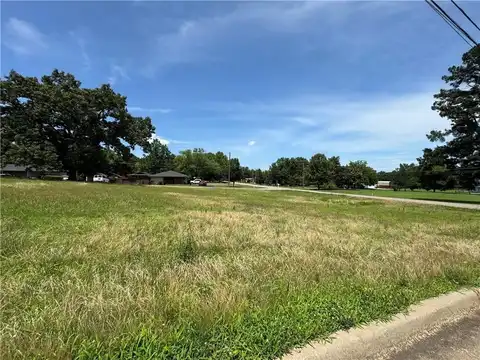 1605 N Church, Atkins, AR 72823