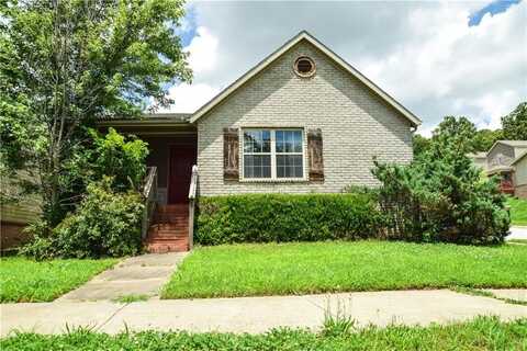 2944 Old Farmington RD, Fayetteville, AR 72704