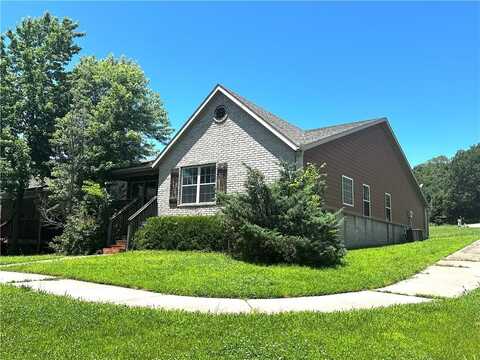 2944 Old Farmington RD, Fayetteville, AR 72704