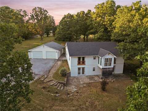 8128 Spanker Ridge DR, Bentonville, AR 72712