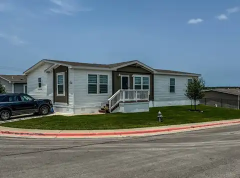 4713 Tinsel Dr, Del Valle, TX 78617