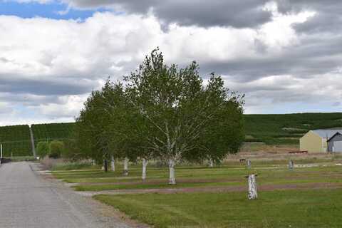 709 Old Hwy 97, Brewster, WA 98812