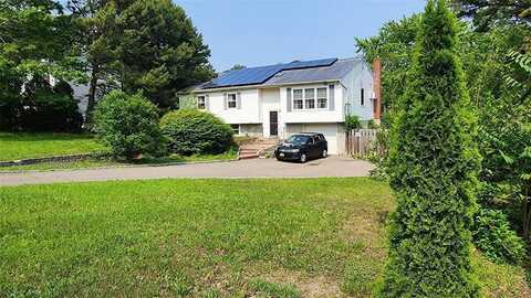 663 N Dunton Avenue, East Patchogue, NY 11772