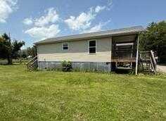 168 1st Street, Rainelle, WV 25962