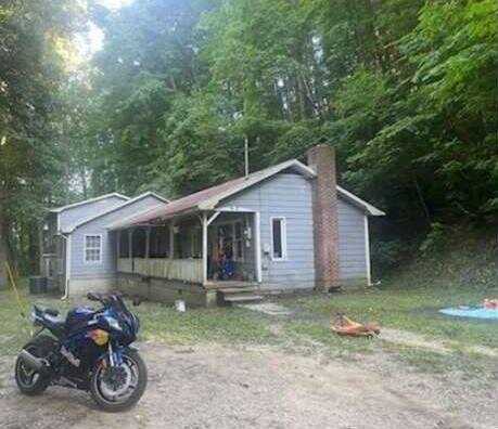 1197 BEANS FORK RD, MIDDLESBORO, KY 40965
