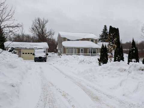 11901 Cole Rd, North East, PA 16428