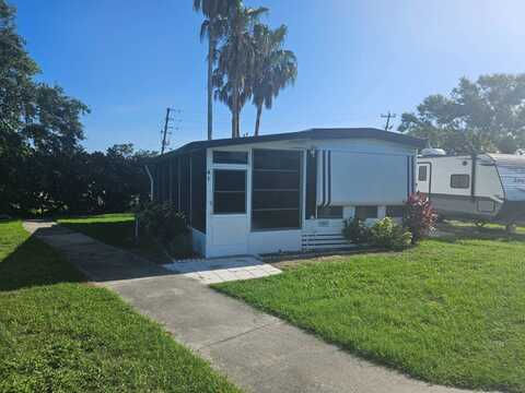 751 10th Street East, Palmetto, FL 34221