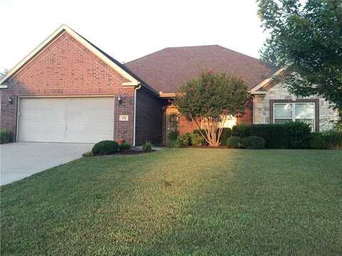 574 Westford ST, Springdale, AR 72762