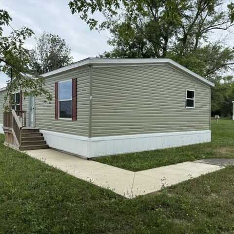 3052 North Gary Street, New Castle, IN 47362