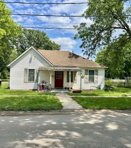 401 E. Tarkio Street, Clarinda, IA 51632