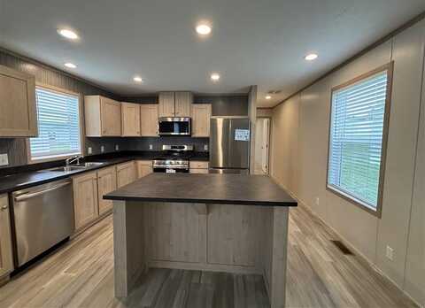 35 Grant Street, West Branch, IA 52358