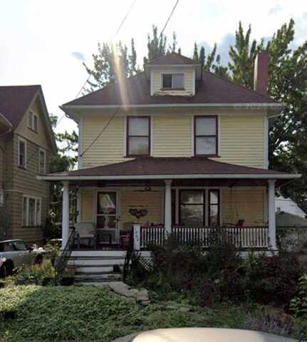 1462 Rosewood Ave, Lakewood, OH 44107