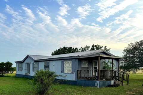 5206 FM966, Shiner, TX 77984