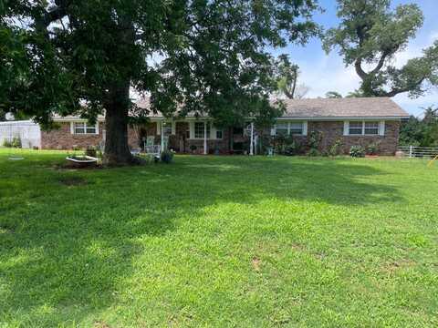 19122 NE Welch RD, Fletcher, OK 73541