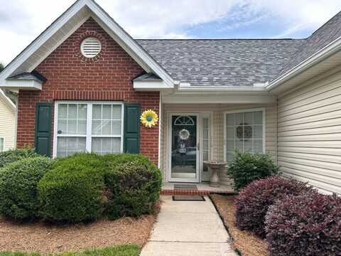 4335 Weatherton Dr, Kernersville, NC 27284