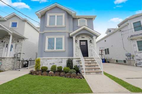 634 Darlington Ave, Staten Island, NY 10309