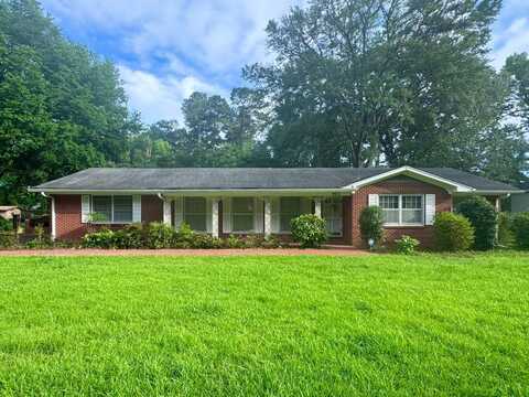 925 Ave of Pines, Grenada, MS 38901