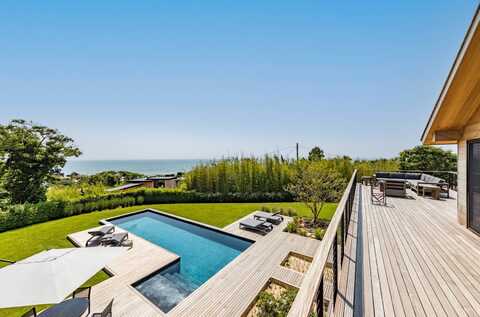 6 Tara Road, Montauk, NY 11954