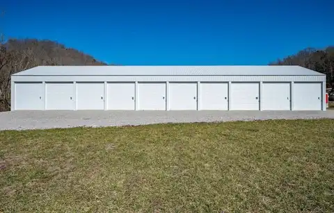 3499 Celina Road, Burkesville, KY 42717