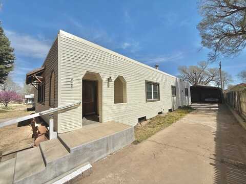 809 N Academy St, Guymon, OK 73942