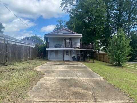 106 Chesley Ave., Jackson, AL 36545