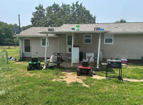 375 Berry Rd, Pelzer, SC 29669