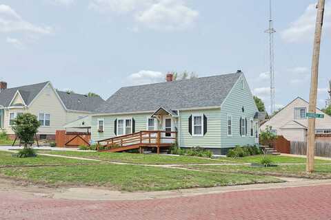 1118 16th St, Auburn, NE 68305