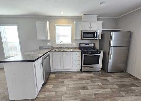 107 Beech, Highland, MI 48357