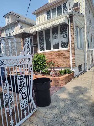 9045 186st, Jamaica, NY 11423