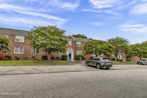 2940 Oleander Drive, Wilmington, NC 28403