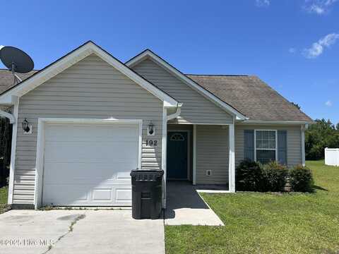 192 Pine Hollow Road, Holly Ridge, NC 28445
