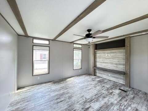 3215 E PLANTATION DR, LA PORTE, TX 77571