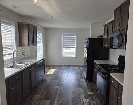 9 Mary Dr., Lansing, MI 48906