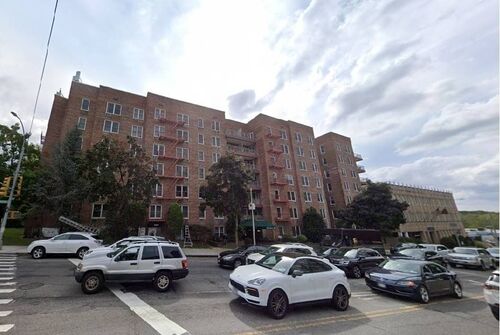 24120 Northern Blvd Unit 2H  