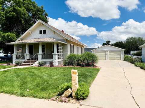 534 W New Hampshire St., Osborne, KS 67473
