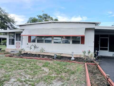 108 Camellia DR, Leesburg, FL 34788