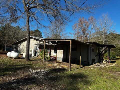231 April Drive, Florien, LA 71429
